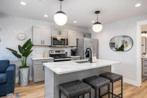 Tranquil 3 Beds 2 Bedroom Nashville Condo - Walk to Grocery, Restaurants